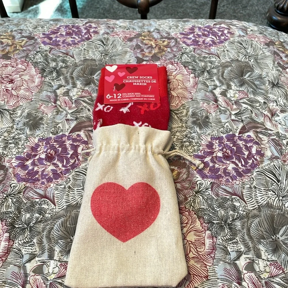 Heart socks-NWT